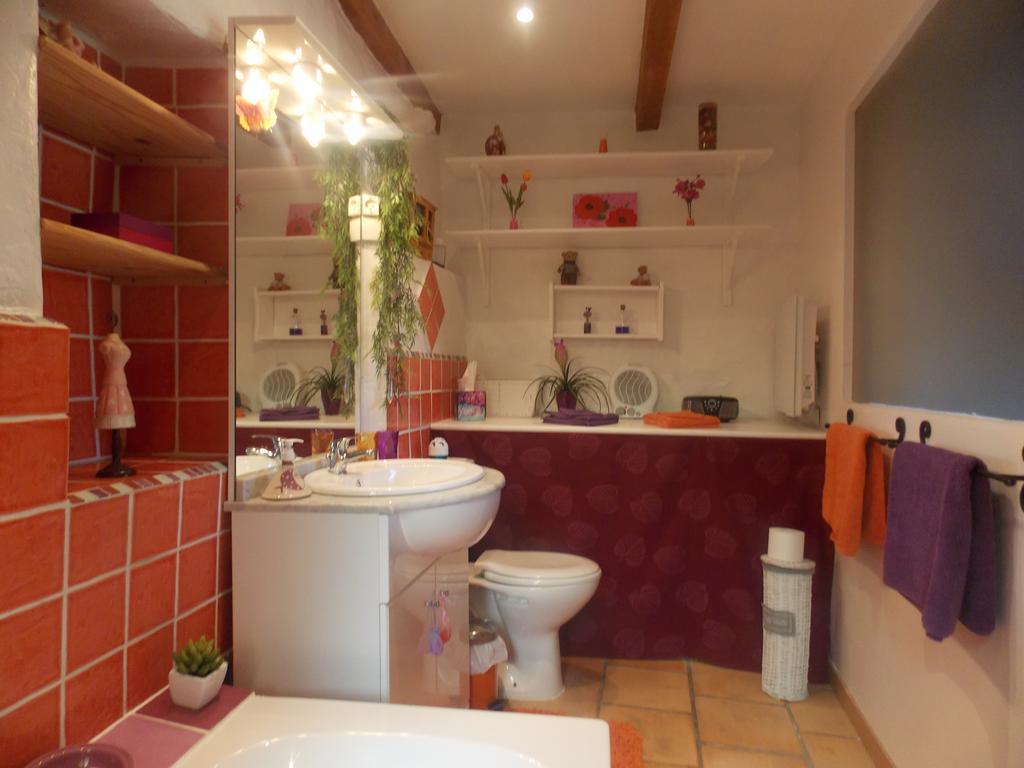 La Maison Du Bonheur Aups Quarto foto