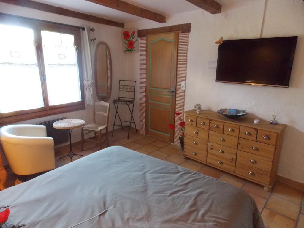 La Maison Du Bonheur Aups Quarto foto
